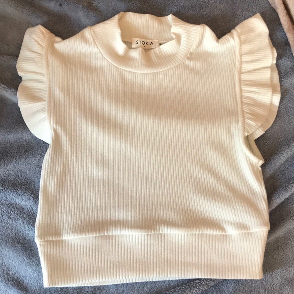 High neck white sweater tank